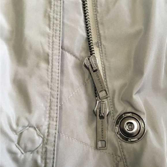 Burberry London House Check Bucket Hat size 14 - Picture 13 of 13